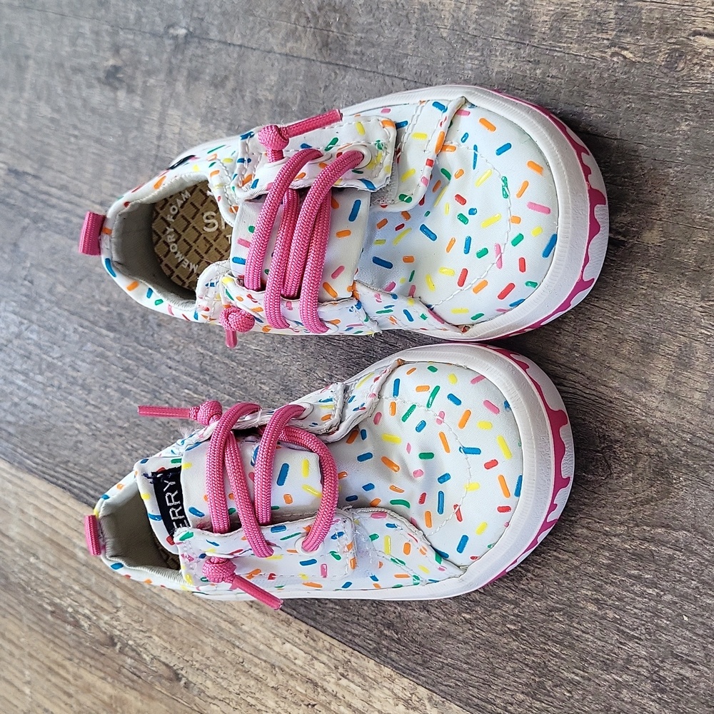 Toddler Sperry sprinkle sneakers